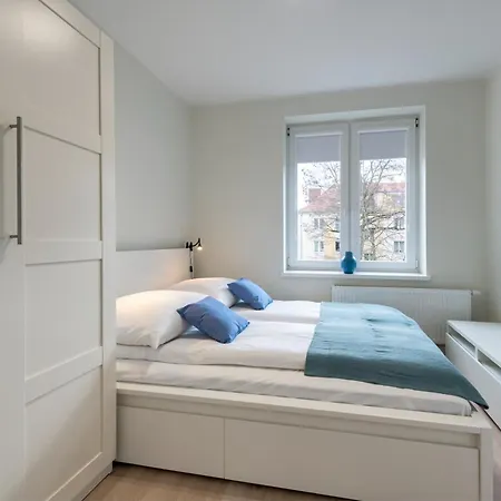 Dr - Seadream * סופוט